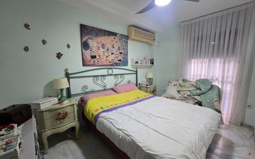 Property slide 16