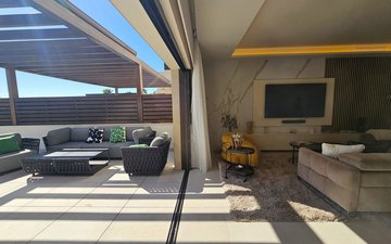 Property slide 16