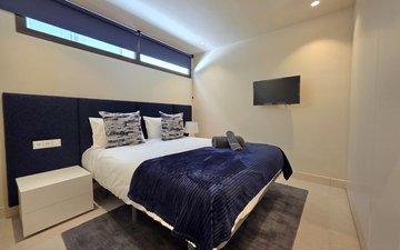 Property slide 32