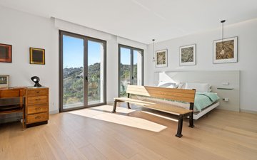 Property slide 44