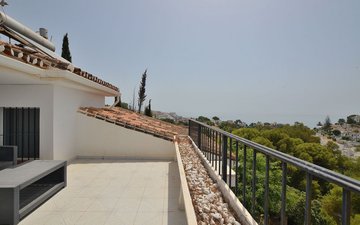Property slide 14