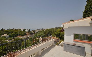 Property slide 16
