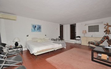 Property slide 24