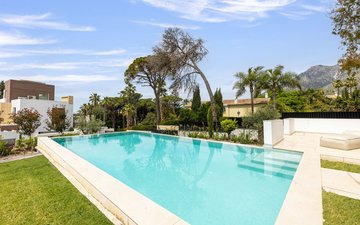 Property slide 17