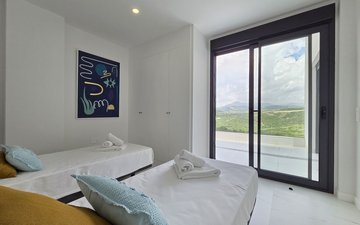 Property slide 44