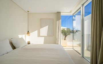 Property slide 18