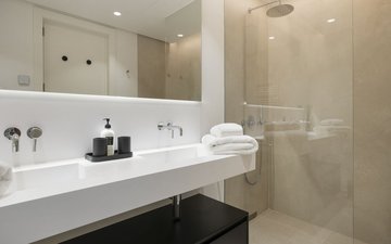 Property slide 16