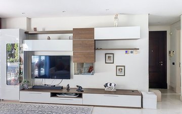 Property slide 14