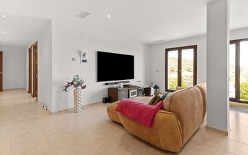 Property slide 28