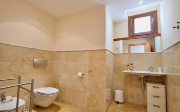 Property slide 16