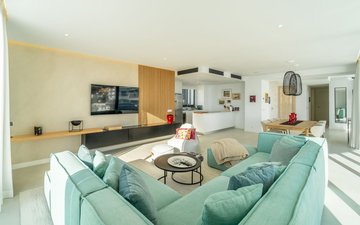 Property slide 22
