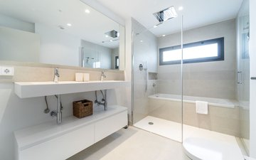 Property slide 32
