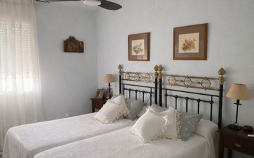 Property slide 10