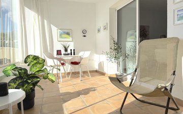 Property slide 32