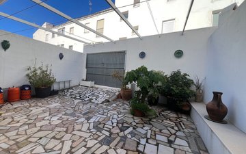 Property slide 20