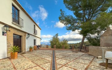 Property slide 67