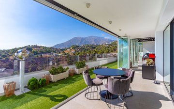 Property slide 10