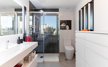 Property slide 18