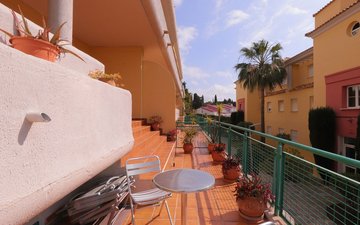 Property slide 18
