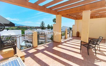 Property slide 18