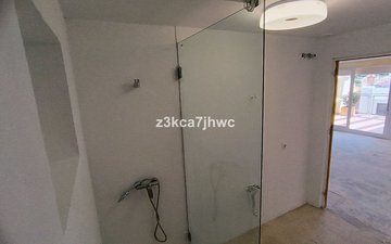 Property slide 33