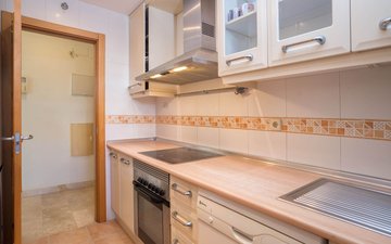 Property slide 21
