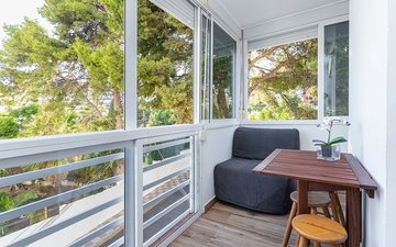 Property slide 18
