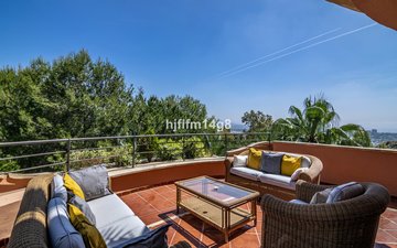 Property slide 20