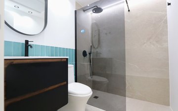 Property slide 16