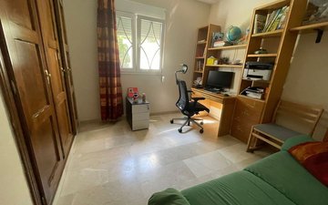 Property slide 19