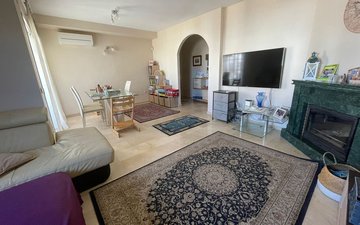 Property slide 42