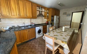 Property slide 44