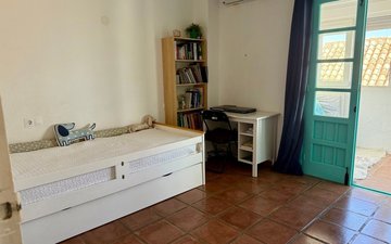 Property slide 17