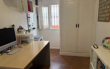 Property slide 18