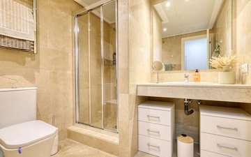 Property slide 40