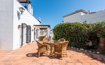Property slide 19