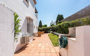 Property slide 21