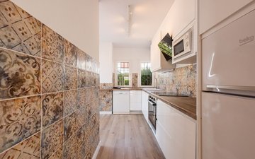 Property slide 9