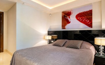Property slide 19