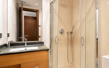 Property slide 20