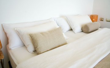 Property slide 32
