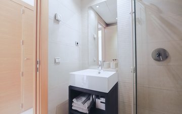Property slide 43