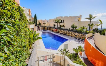 Property slide 48