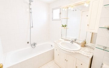 Property slide 21