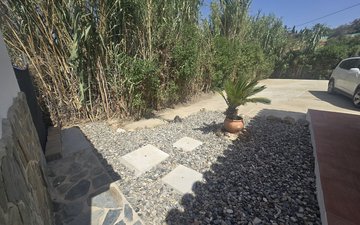 Property slide 22
