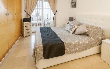 Property slide 21