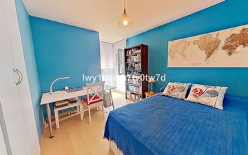 Property slide 16