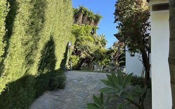 Property slide 18