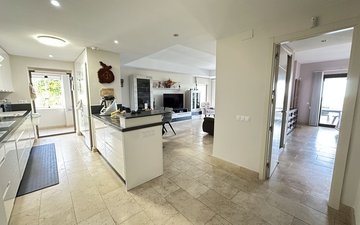 Property slide 5