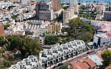 Property slide 44